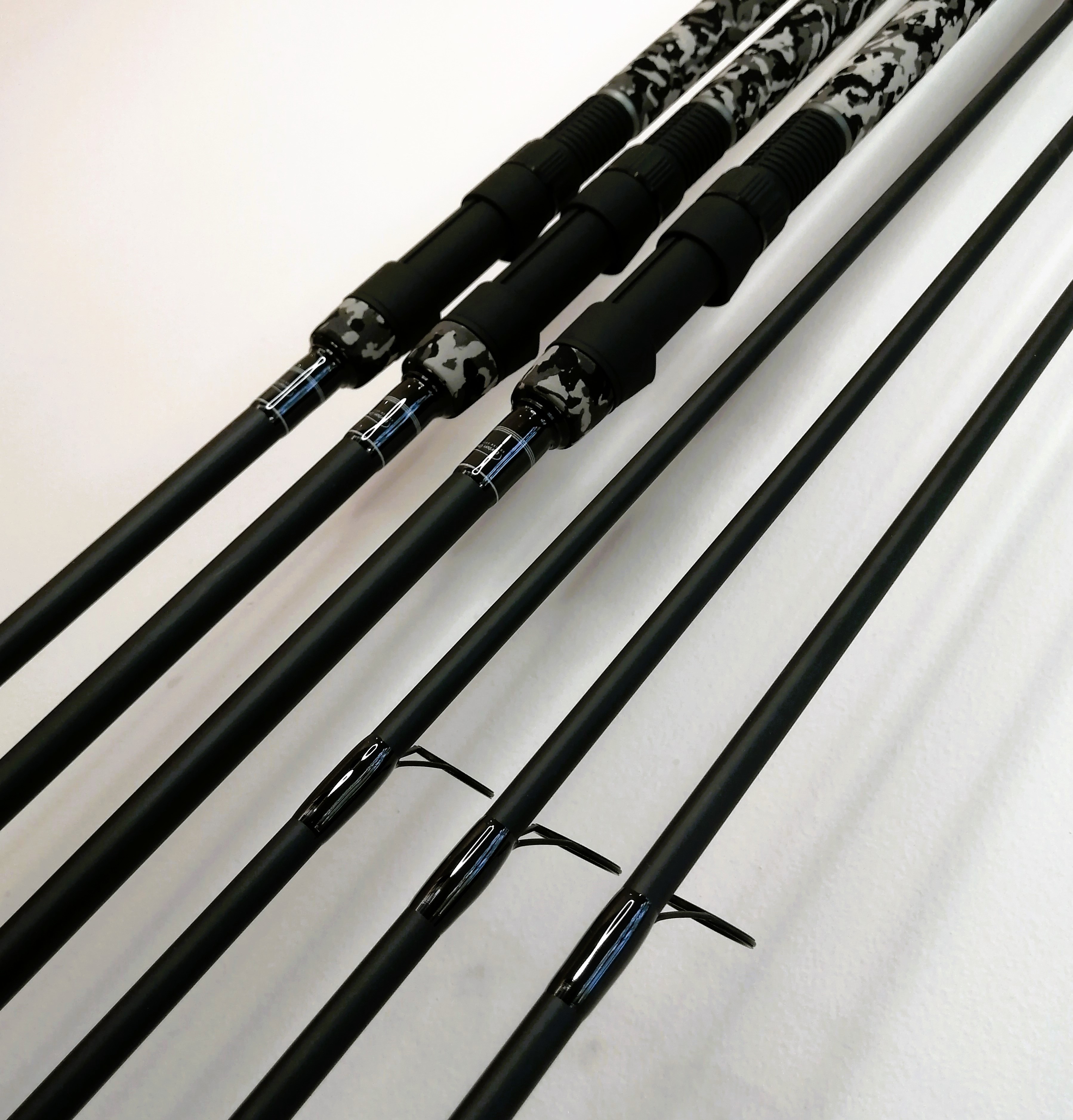 Carbon carp camo custom rod1